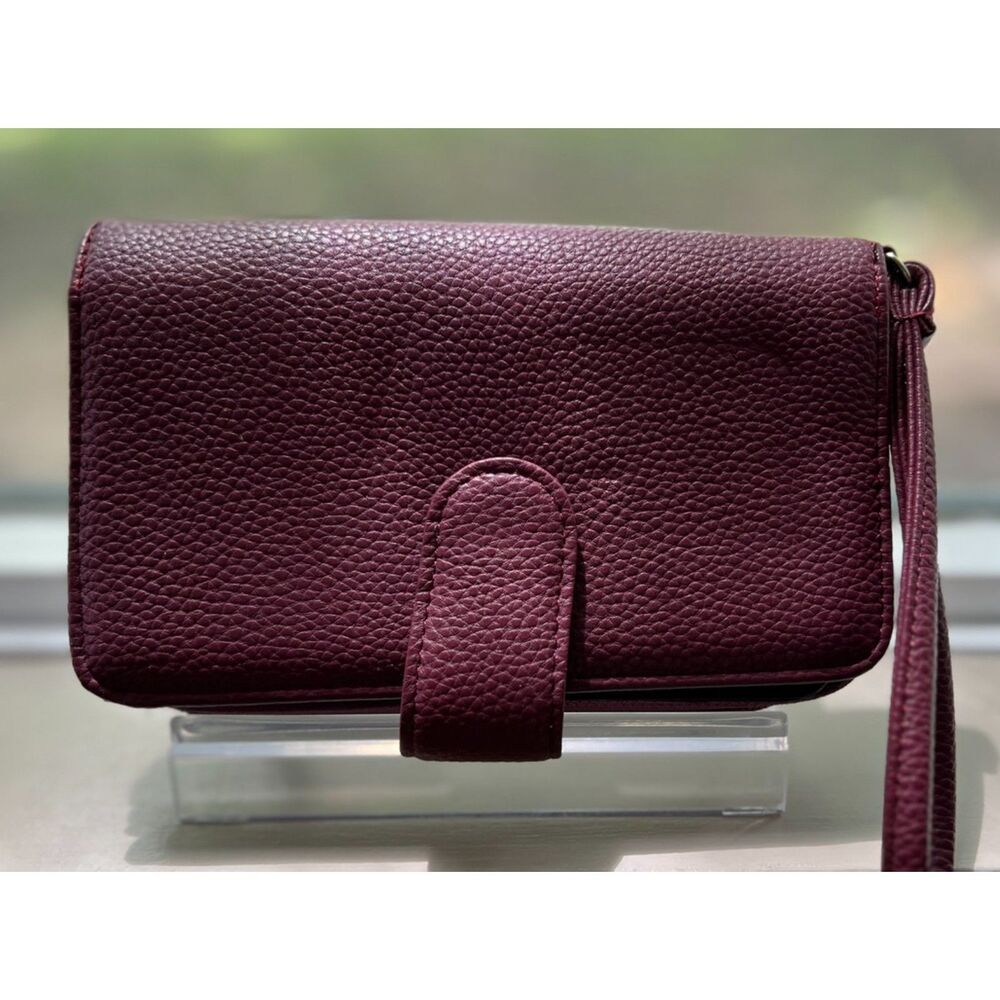Mundi Burgundy Bifold leather wallet